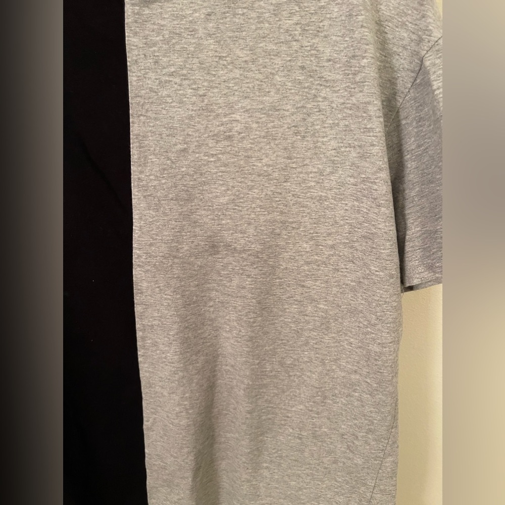 Tee - Picture 2 of 4